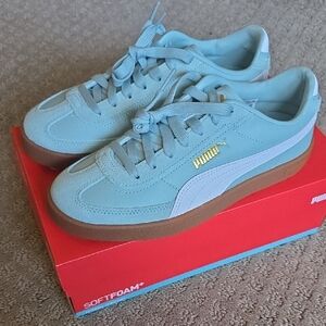 Puma Women's Light Blue Sneakers with Gum Sole